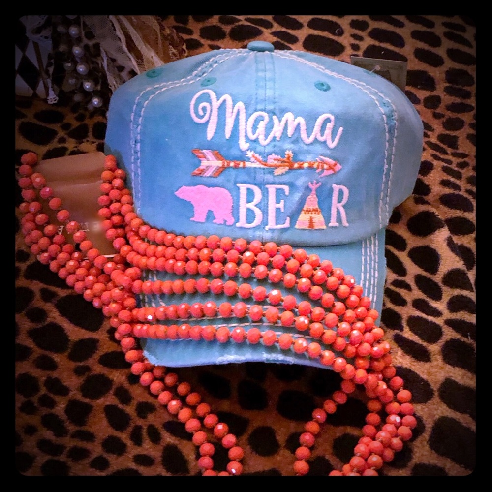Mamma bear hats